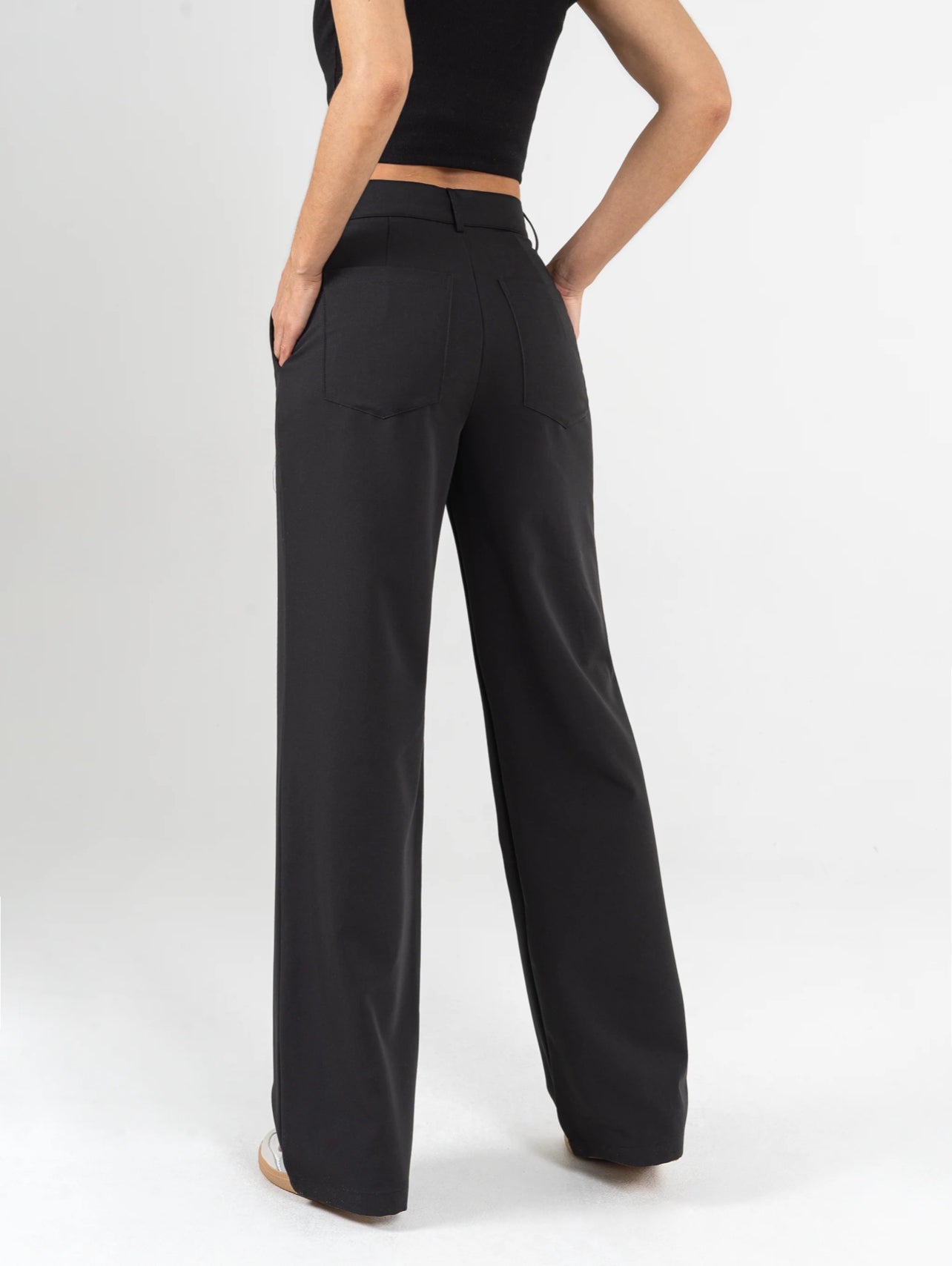 Lyna Classic Pants