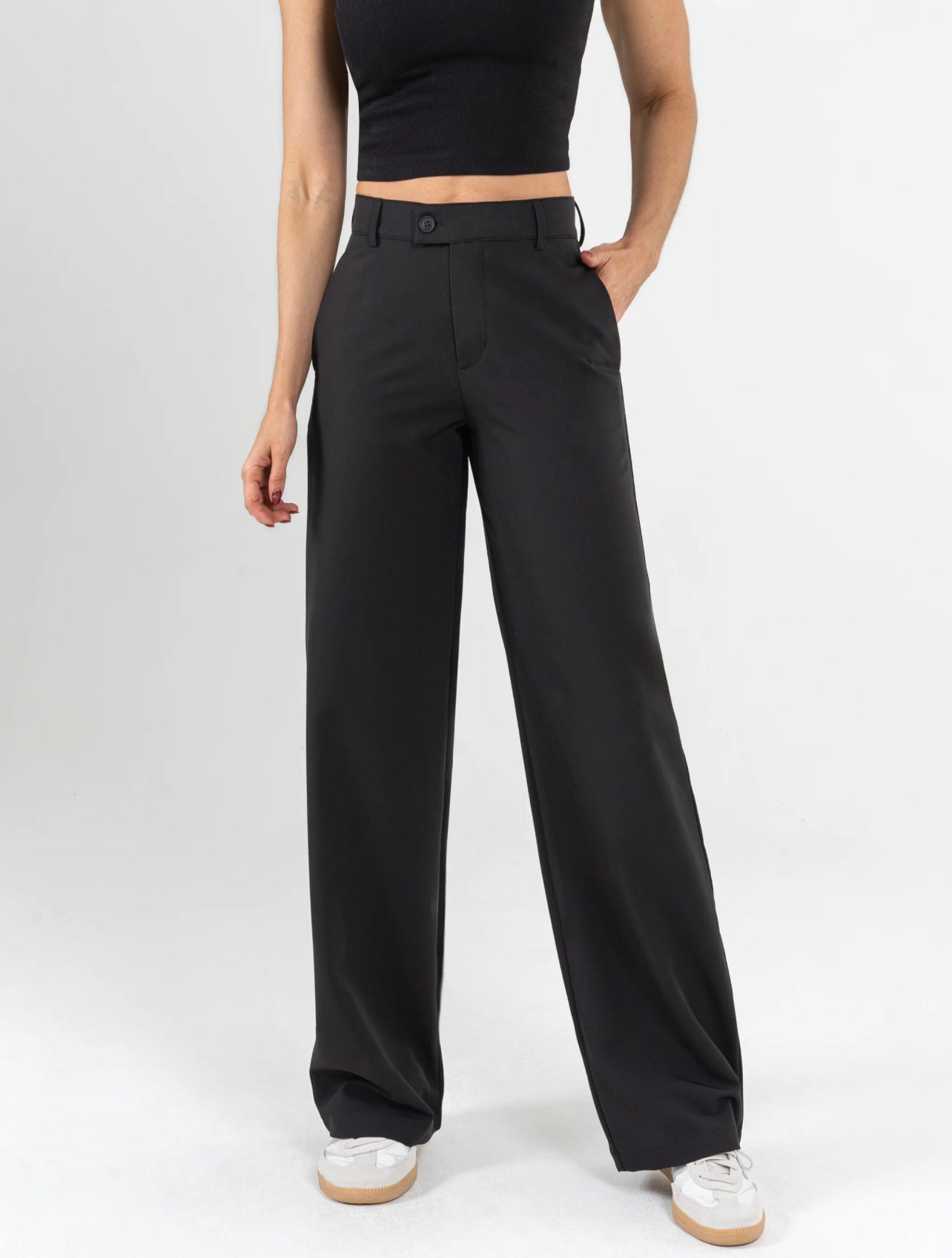 Lyna Classic Pants