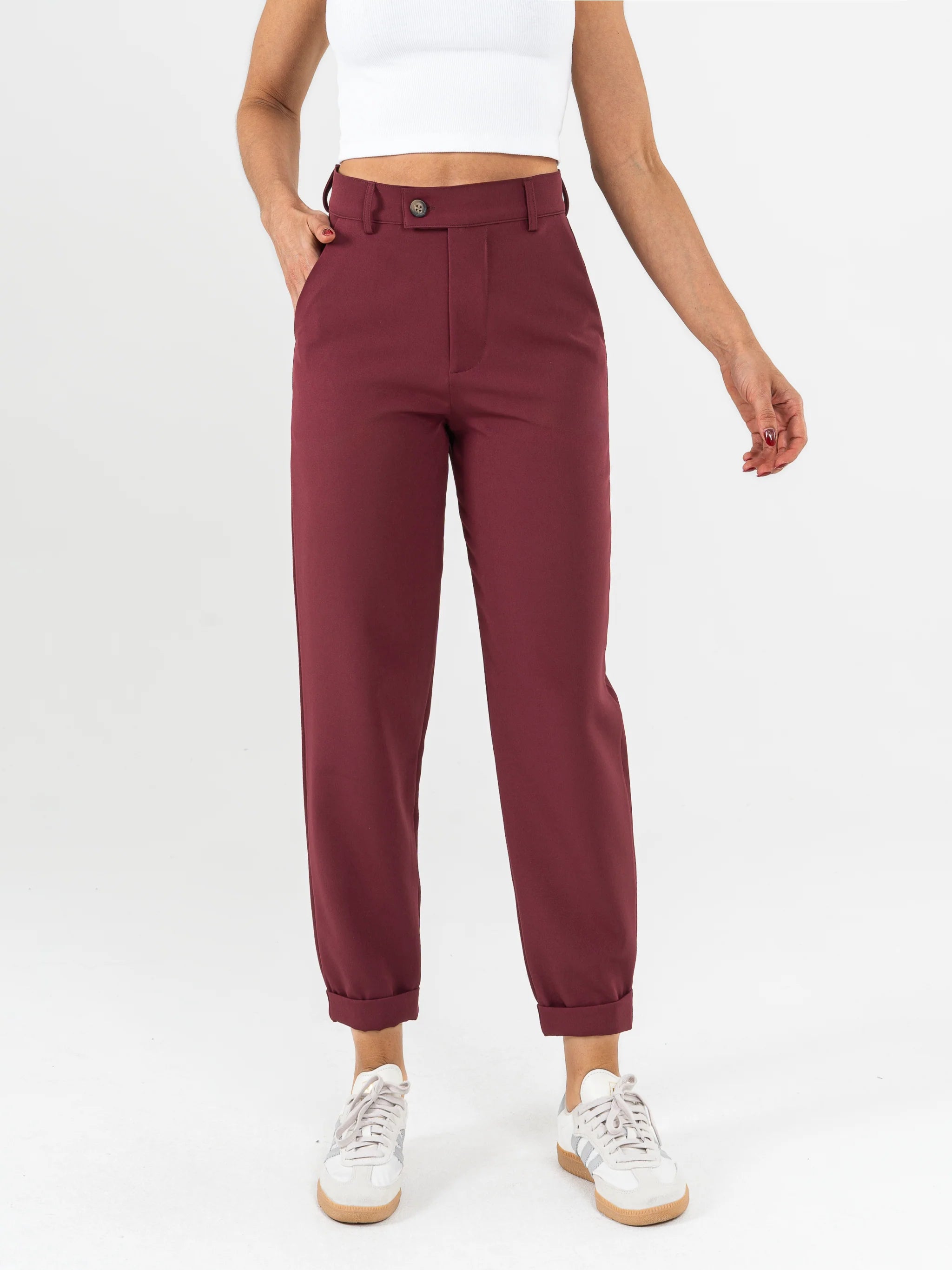 Lyna Classic MomFit Pants